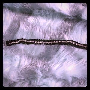 Fashion black lace and rhinestone choker